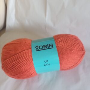 Robin yarn DK. 131 Cinnamon. 1 x 100g