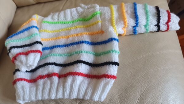 Hand knitted Jumper 16-18"